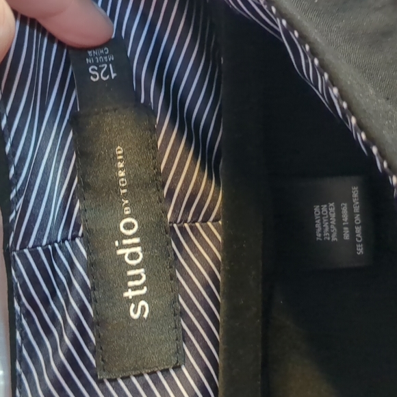 Torrid Studio 19 flare leg short black dress pants - Picture 3 of 4